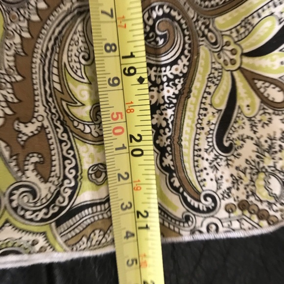 Tracy Evans Skirt - Picture 4 of 5